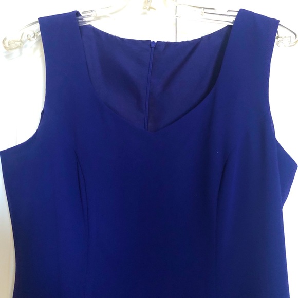 Mother-of-the -bride dress. Size 10. Deep royal blue. Made in Canada, by ALGO. - Picture 3 of 6